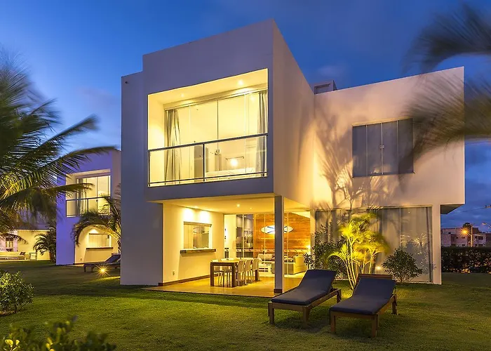 B Blue Beachouses