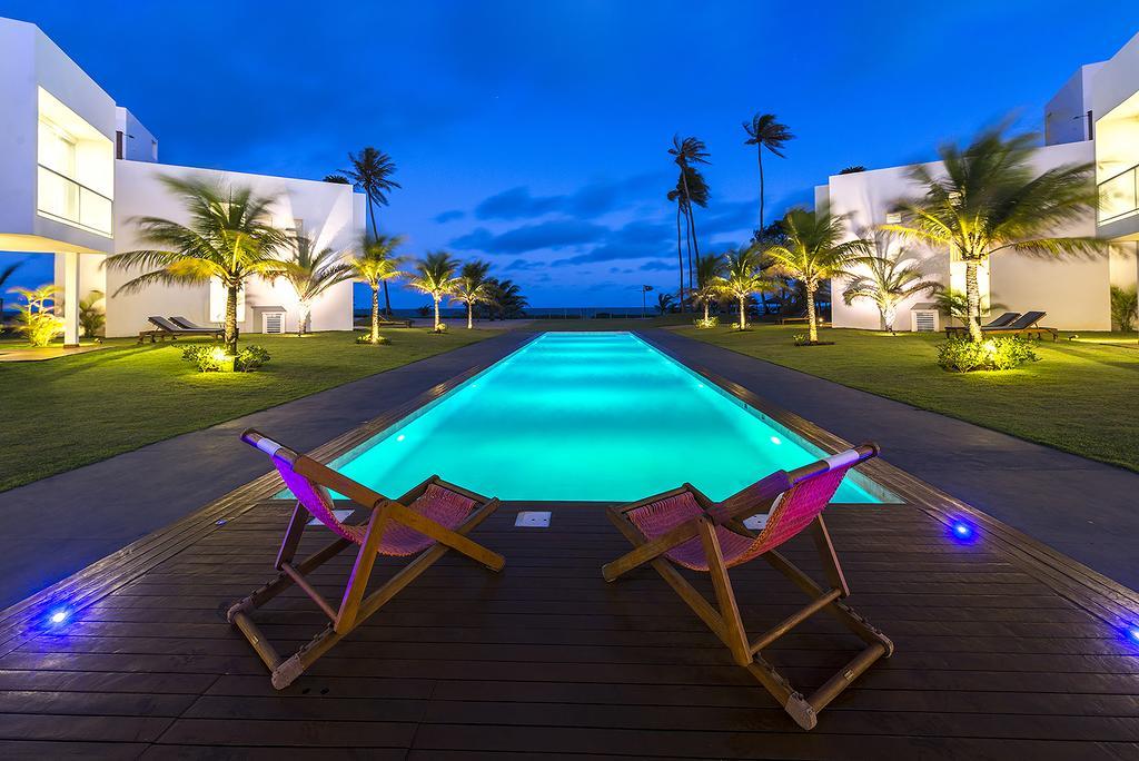 B Blue Beachouses