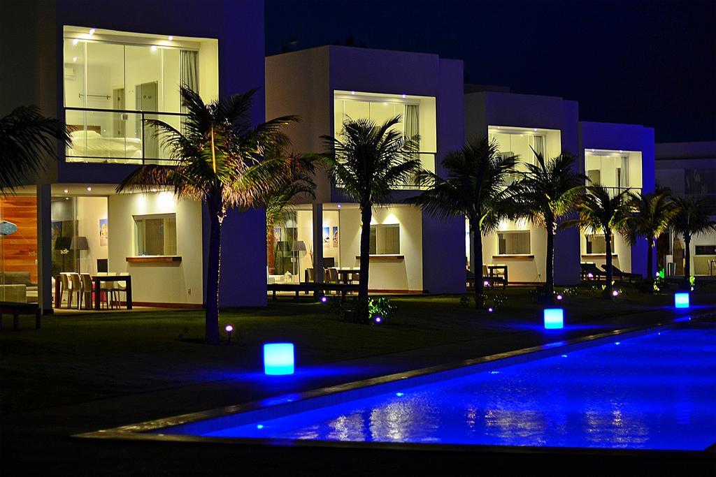 B Blue Beachouses